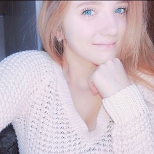 Meet your Posher, Michaela